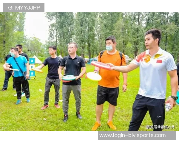 武汉飞盘队的奋斗与突破:一段关于激情与团结的运动纪实之旅 武汉飞盘队的奋斗与突破:一段关于激情与团结的运动纪实之旅