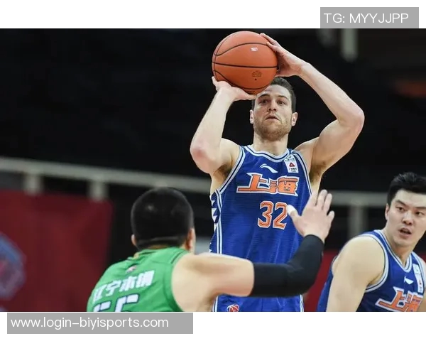 深入分析上海篮球队战术布局与比赛策略的创新与挑战